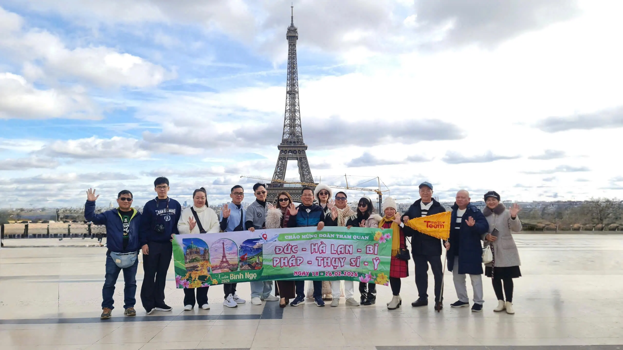 Golden Smile Travel chuyên cung cấp các tour Pháp trọn gói