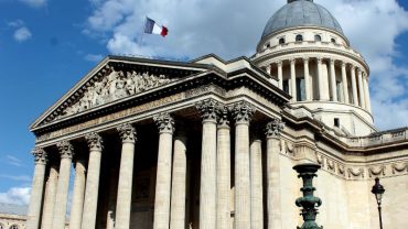 Điện Panthéon: Biểu Tượng Kiến Trúc Cổ Điển Của Paris