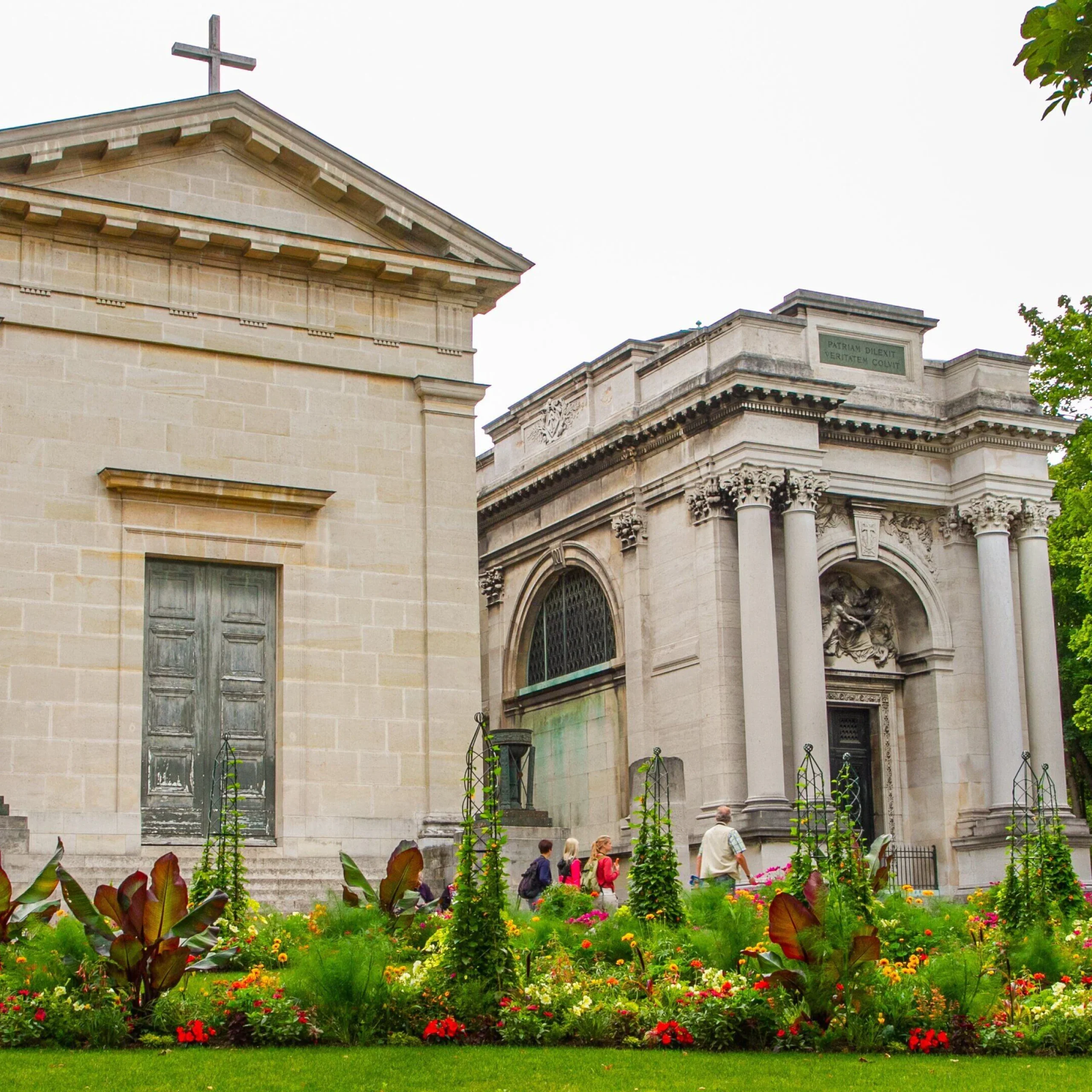 Khám phá nghĩa trang Père Lachaise
